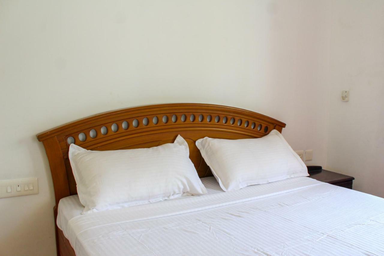 Magic Land Resorts Athirapally Irinjalakuda Екстериор снимка