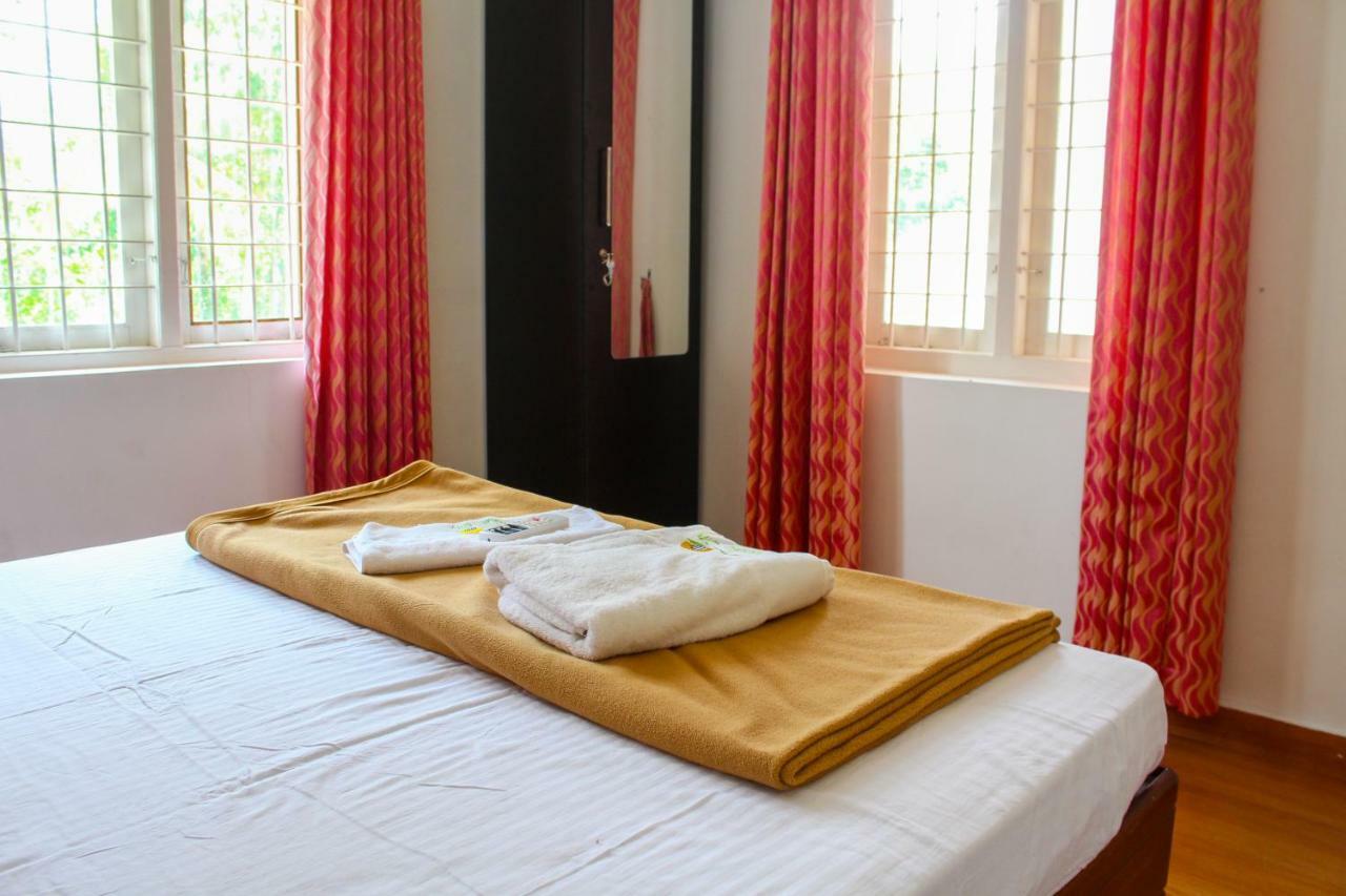 Magic Land Resorts Athirapally Irinjalakuda Екстериор снимка