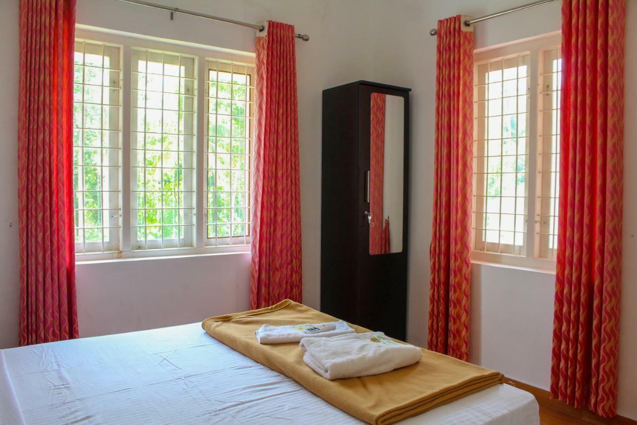 Magic Land Resorts Athirapally Irinjalakuda Екстериор снимка